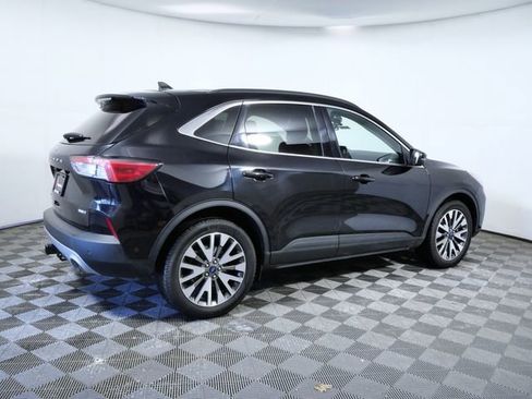 Certified 2020 Ford Escape Titanium image 8