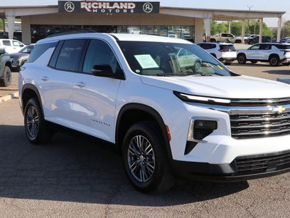 Used 2026 Chevrolet Traverse LT