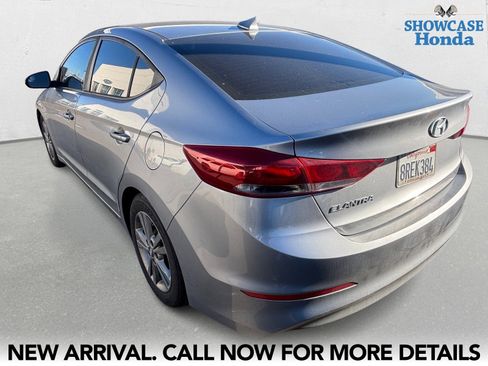 Used 2017 Hyundai Elantra SE image 4