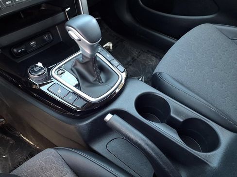 Certified 2024 Kia Seltos S AWD/4WD image 19