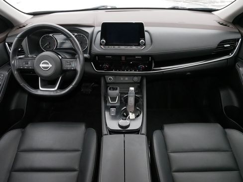 Used 2023 Nissan Rogue SL image 10