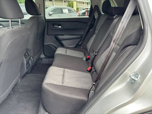 Used 2025 Nissan Rogue SV AWD/4WD image 23