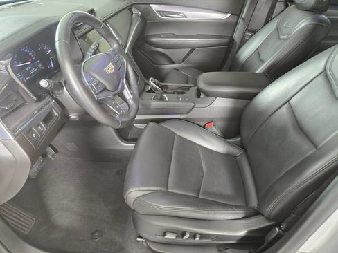 Used 2019 Cadillac XT5 Premium Luxury AWD/4WD image 11