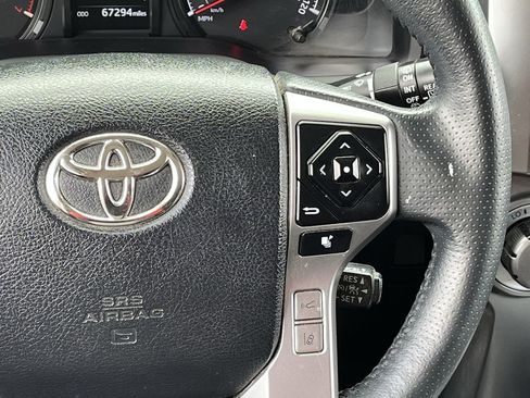 Used 2021 Toyota 4Runner SR5 AWD/4WD image 14