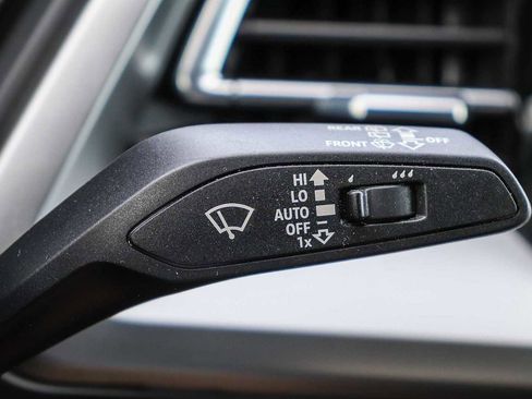 Used 2024 Audi Q4 e-tron Premium Plus w/ Premium Plus image 33