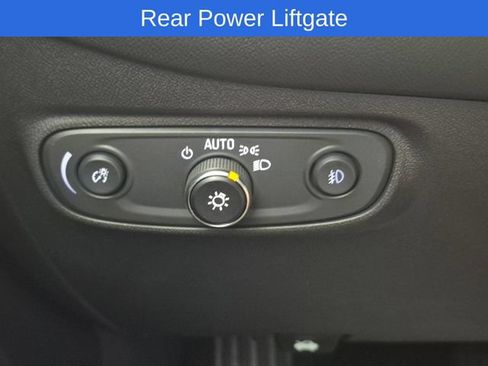 Used 2020 Chevrolet Equinox LT FWD image 17