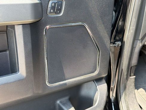 Used 2017 Ford F250 Platinum w/ Platinum Ultimate Package AWD/4WD image 24