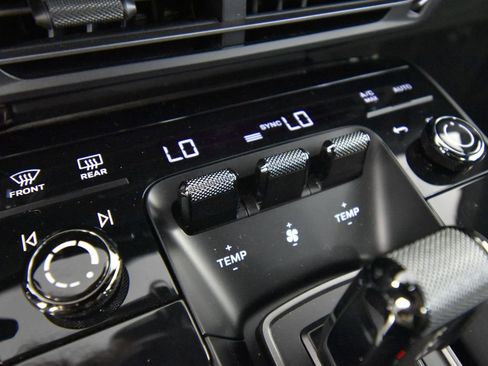 Used 2024 Porsche 911 Carrera GTS image 36