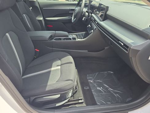 New 2026 Hyundai Sonata SEL FWD image 23