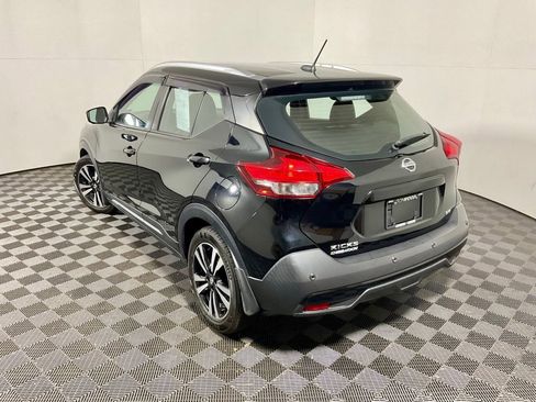 Used 2020 Nissan Kicks SR w/ SR Premium Package image 12
