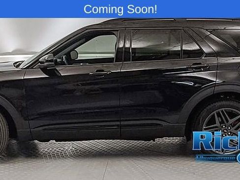 Certified 2025 Ford Explorer ST image 5