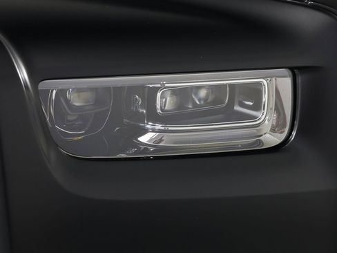 Certified 2024 Rolls-Royce Phantom Extended Wheelbase w/ The Phantom Package image 30