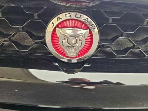 Used 2016 Jaguar F-TYPE R AWD/4WD image 28