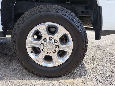 Used 2024 RAM 2500 Big Horn AWD/4WD image 29