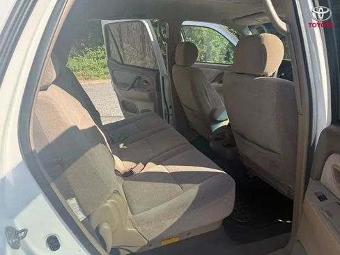 Used 2003 Toyota Sequoia SR5 RWD image 13