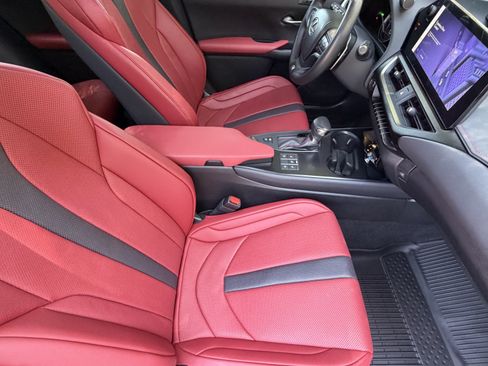 Used 2023 Lexus UX 250h F Sport FWD image 44