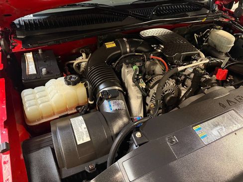 Used 2006 Chevrolet Silverado 3500 LT w/ Heavy-Duty Power Package image 15