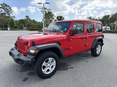 Used 2022 Jeep Wrangler Unlimited Sport w/ Sun And Sound Package image 7
