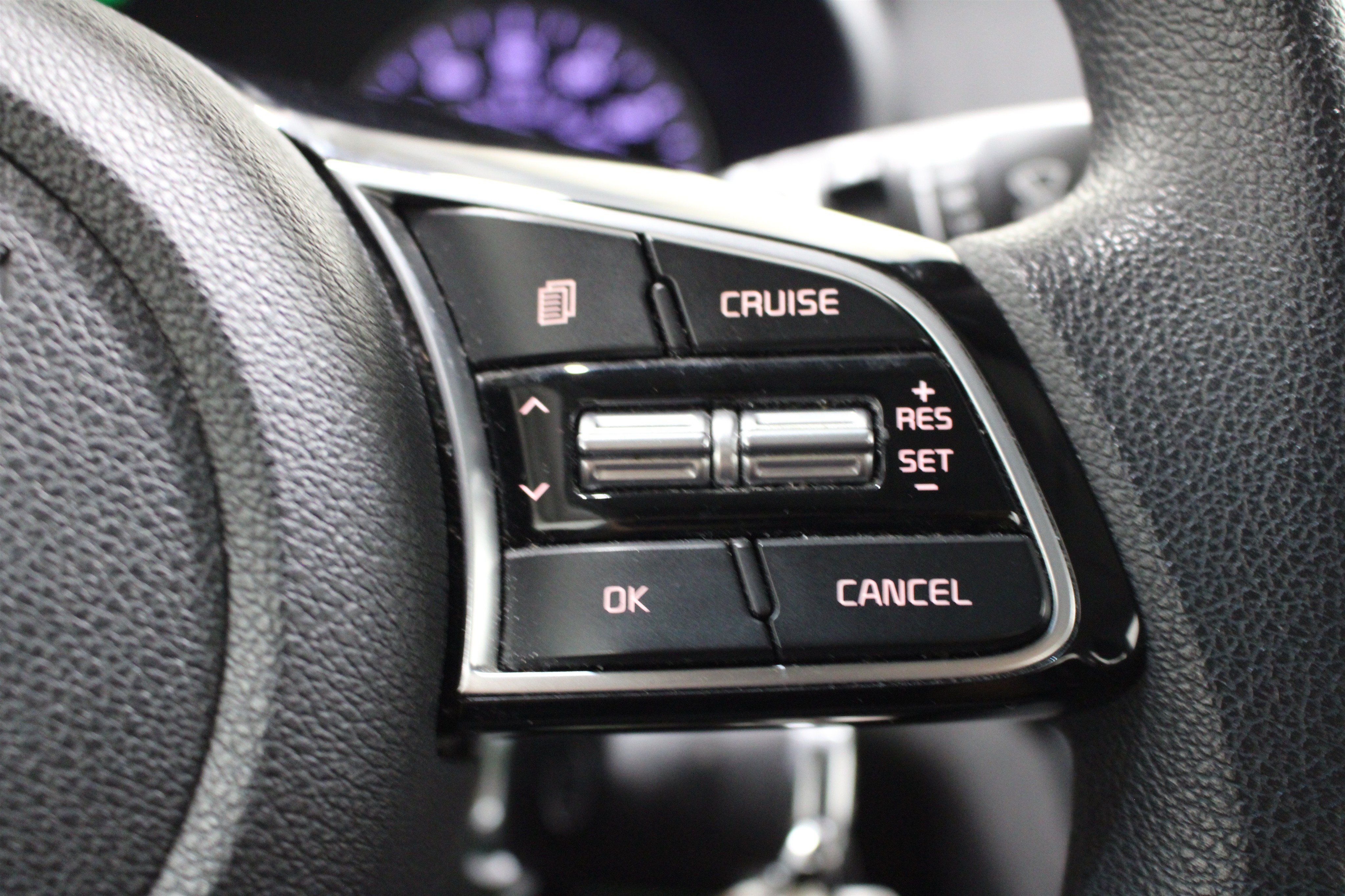 Used 2019 Kia Optima LX FWD image 12