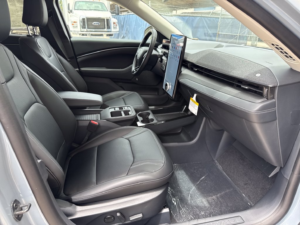 New 2026 Ford Mustang Mach-E Premium w/ Technology Package RWD image 23