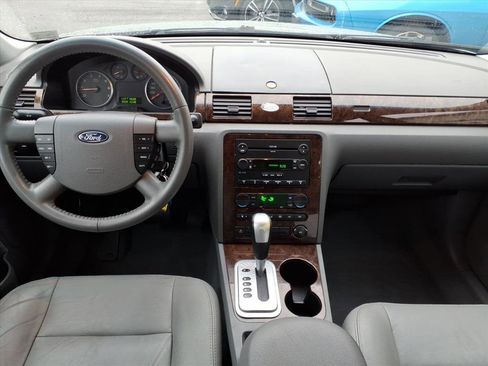 Used 2006 Ford Five Hundred SEL image 7