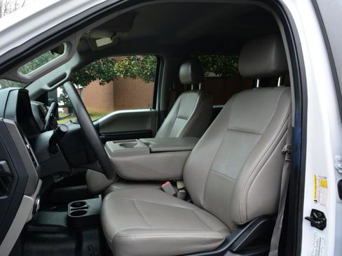 Used 2019 Ford F250 XL w/ Power Equipment Group image 10