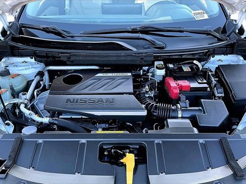 Certified 2024 Nissan Rogue SL w/ SL Premium Package image 30