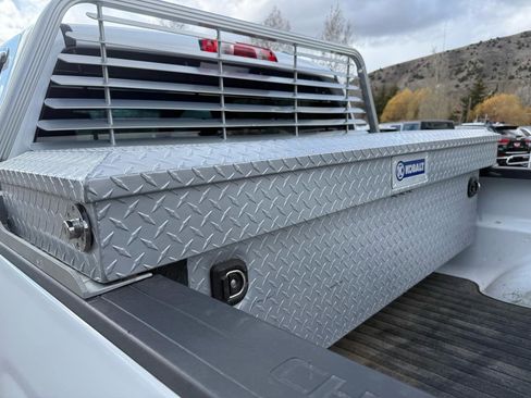 Used 2016 Chevrolet Silverado 3500 LT w/ LT Convenience Package image 11