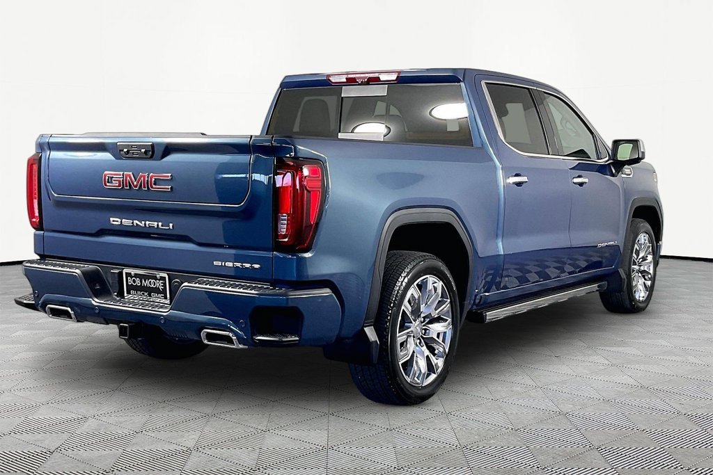Used 2025 GMC Sierra 1500 Denali AWD/4WD image 6