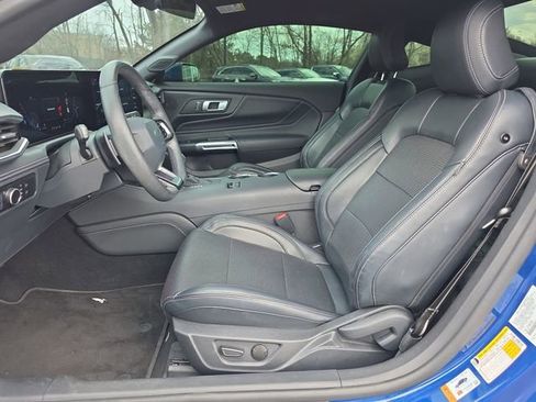 Used 2024 Ford Mustang GT Premium image 10