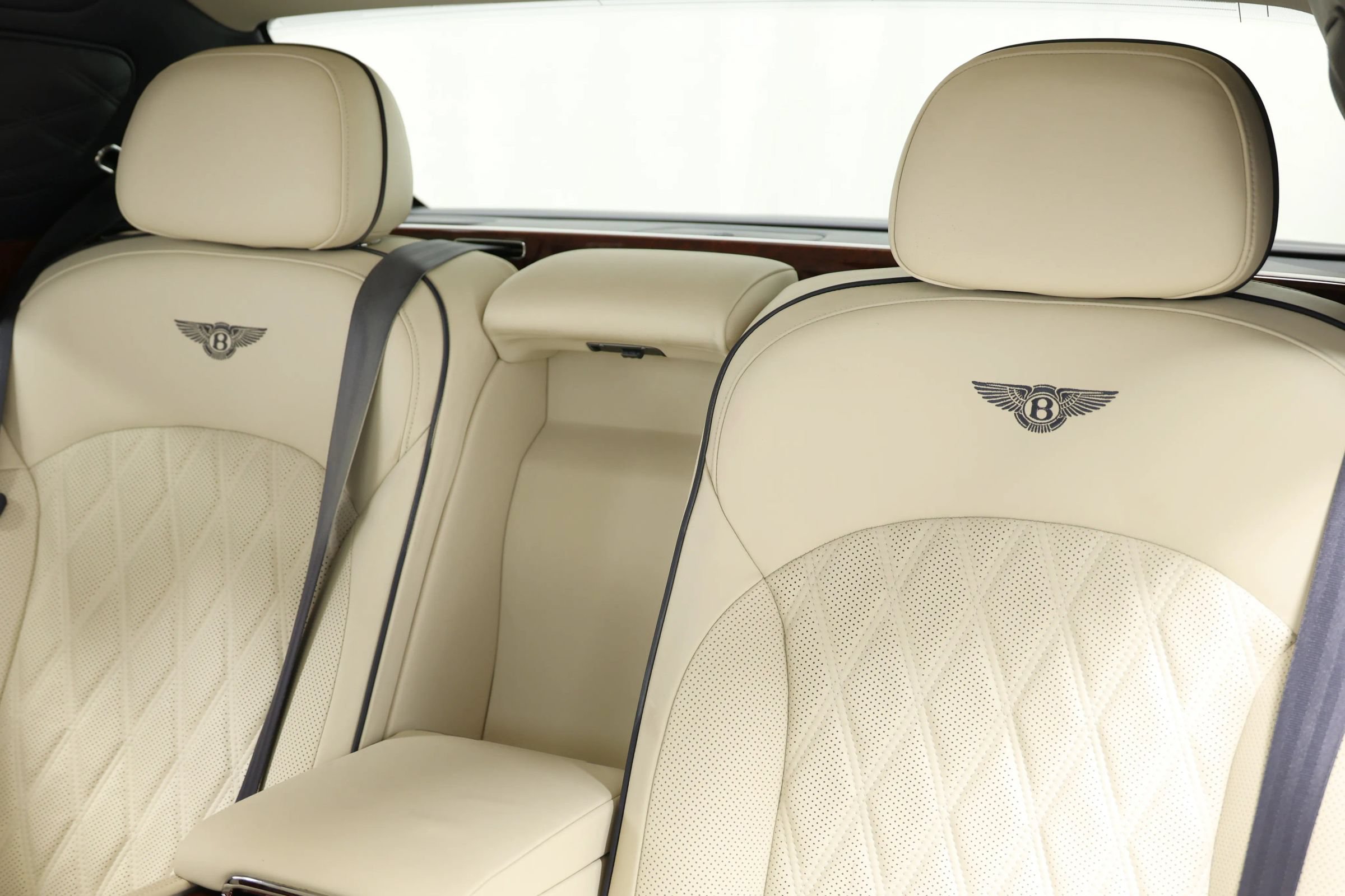 Used 2017 Bentley Mulsanne RWD image 72