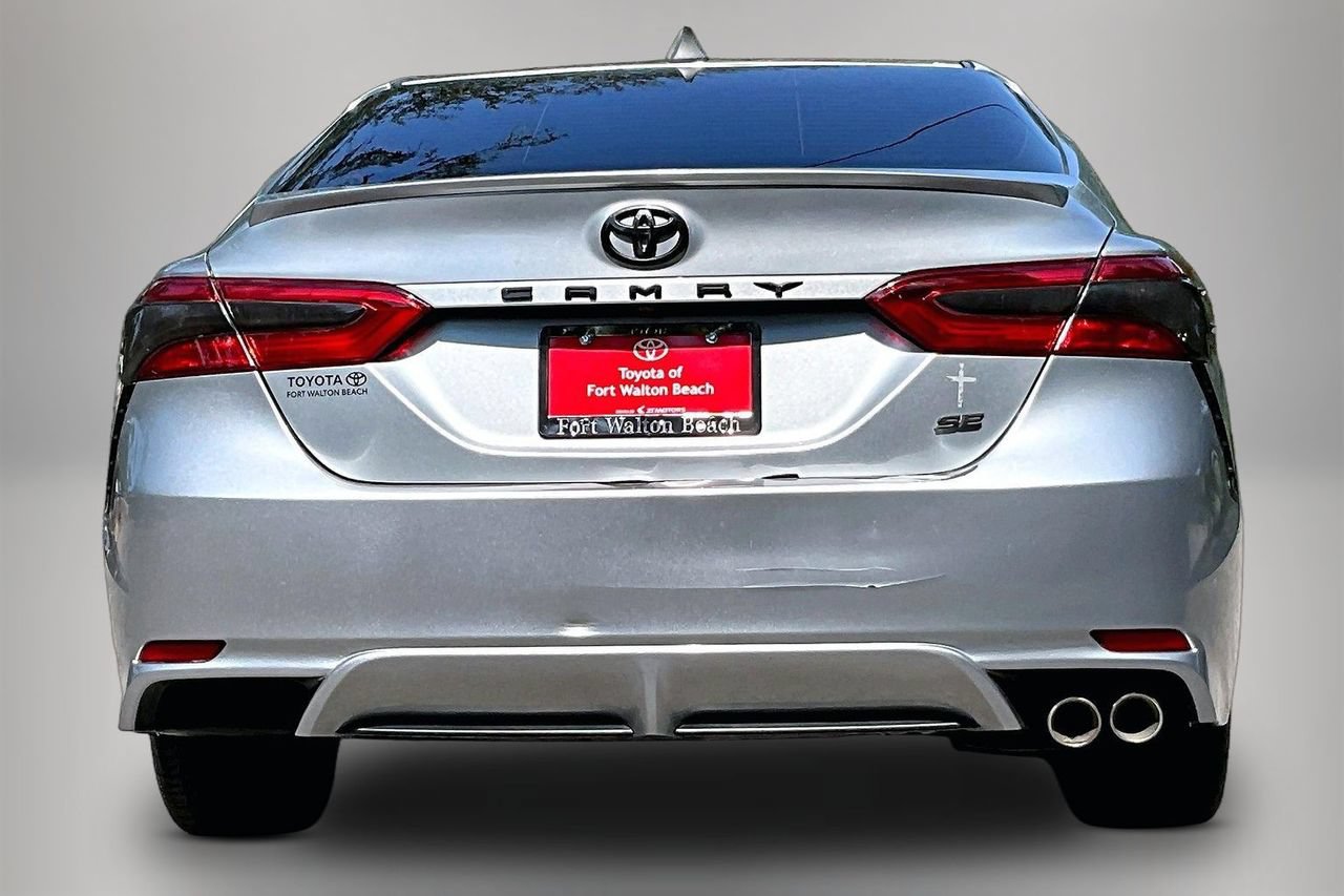 Used 2019 Toyota Camry SE FWD image 6