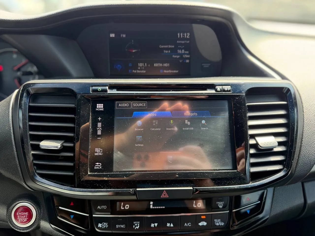 Used 2017 Honda Accord EX-L image 43