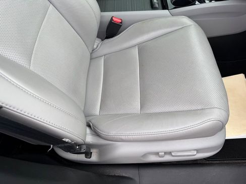 Used 2017 Honda Pilot Elite image 17