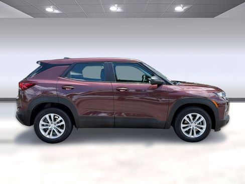 Used 2023 Chevrolet TrailBlazer LS FWD image 7