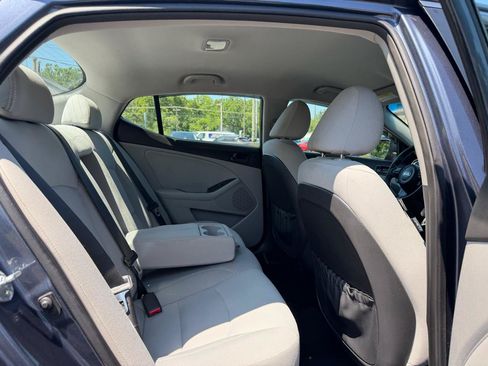 Used 2015 Kia Optima LX FWD image 22