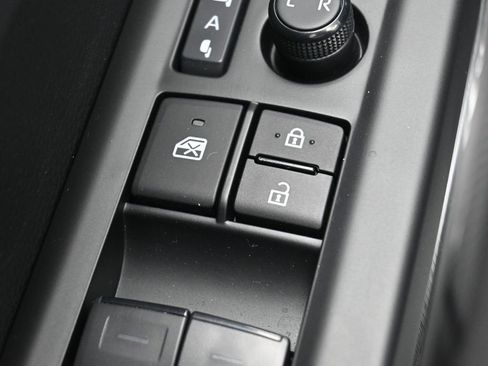 Used 2023 Toyota Tundra Platinum image 14