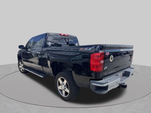 Used 2017 Chevrolet Silverado 2500 LTZ w/ LTZ Plus Package AWD/4WD image 4
