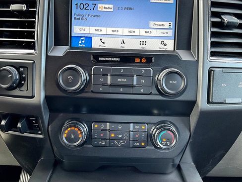 Used 2019 Ford F250 XLT w/ XLT Premium Package image 32