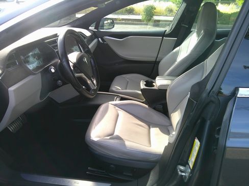 Used 2015 Tesla Model S P85D image 8