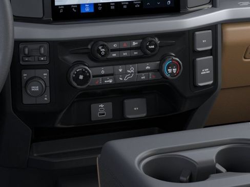 New 2026 Ford F250 XLT w/ XLT Premium Package AWD/4WD image 16