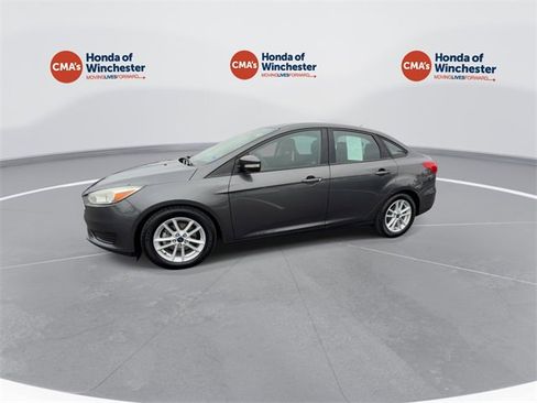 Used 2015 Ford Focus SE image 5