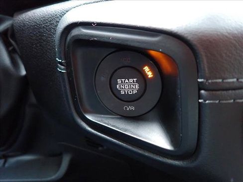 Used 2024 Jeep Wrangler Unlimited Rubicon 4xe AWD/4WD image 24