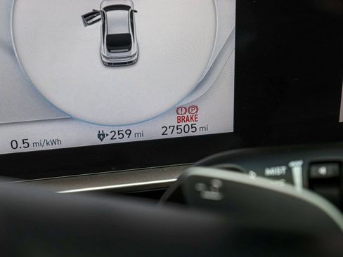 Used 2023 Hyundai Ioniq 6 SE w/ Cargo Package image 18