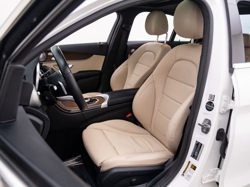 Used 2020 Mercedes-Benz C 300 C 300 image 14