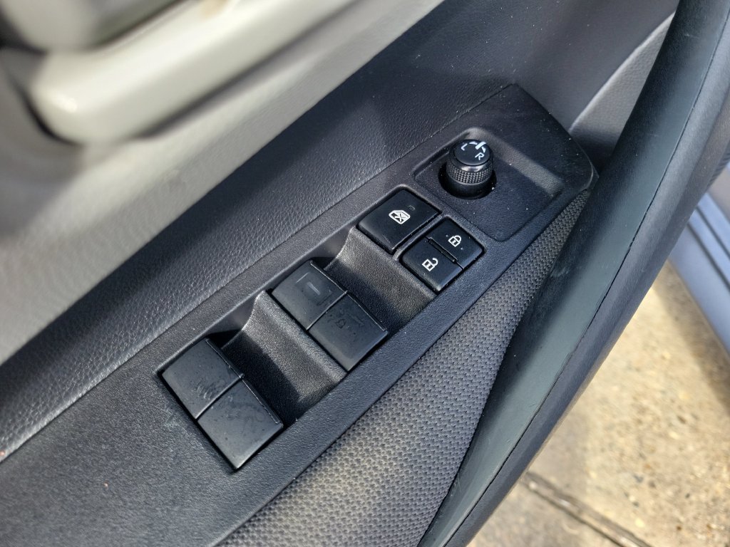 Used 2024 Toyota Corolla LE FWD image 13