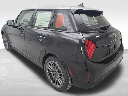 New 2026 MINI Cooper 4-Door Hardtop image 7