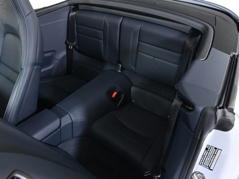 Used 2025 Porsche 911 Carrera image 19