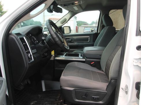 Used 2015 RAM 1500 Big Horn AWD/4WD image 9