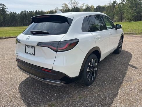 New 2026 Honda HR-V EX-L image 3
